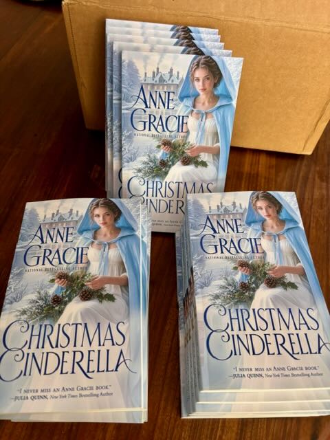 PaperbacksXmasCinderella
